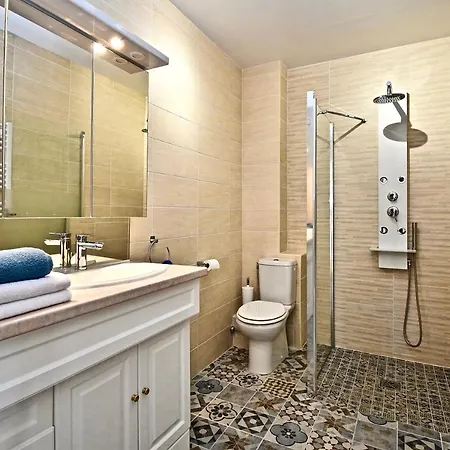 La Couronne : De Standing Sur La Mer 아파트 *